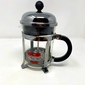 Bodum Caffettiera French Press Coffee Maker, Black Plastic Lid and Stainless